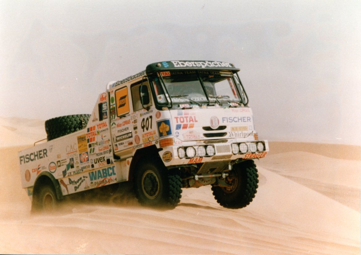 Dakar 1999 - i bez jakékoliv podpory si Puma dojela pro další vítězství.