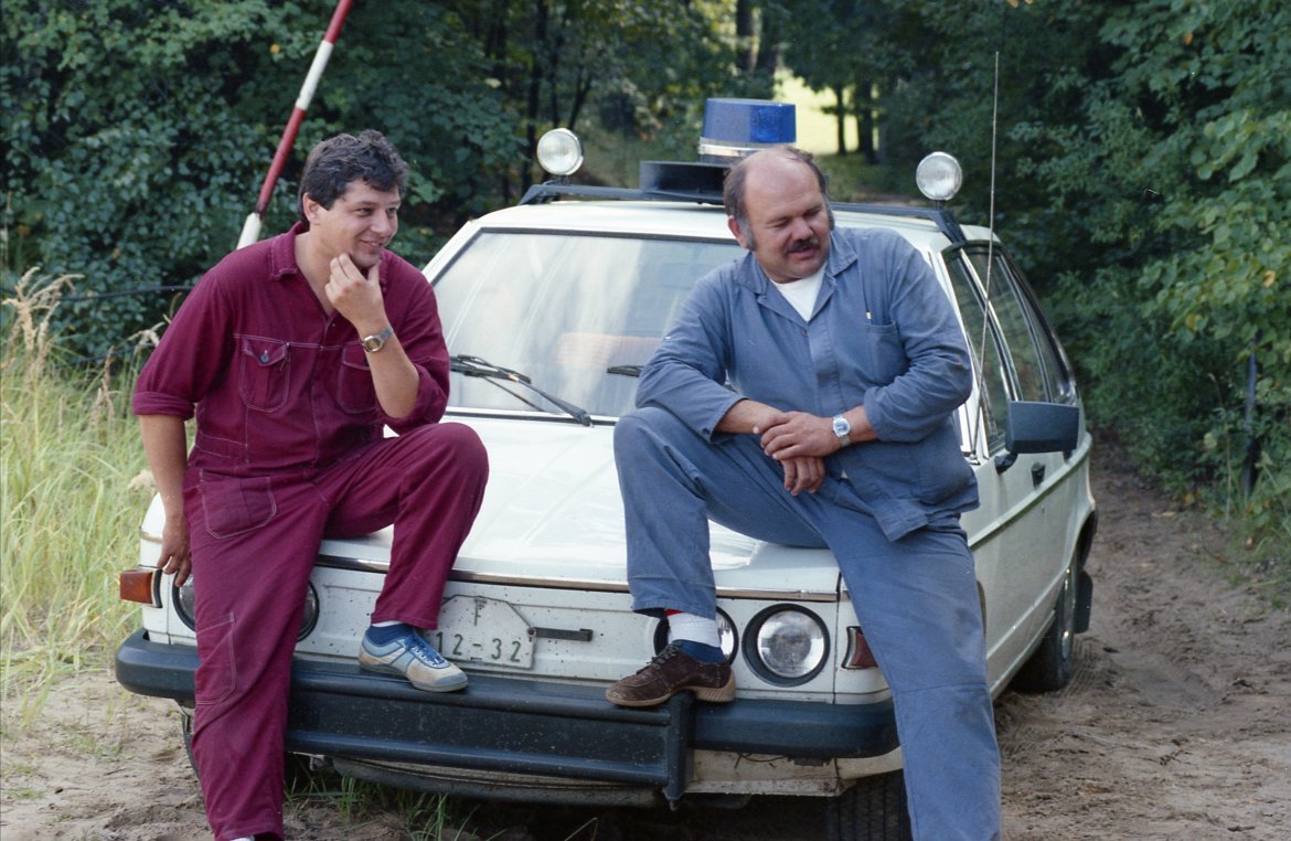 Karel Loprais s Miroslavem Gumulcem při zkouškách v pískovně u Bzence v průběhu roku 1986.