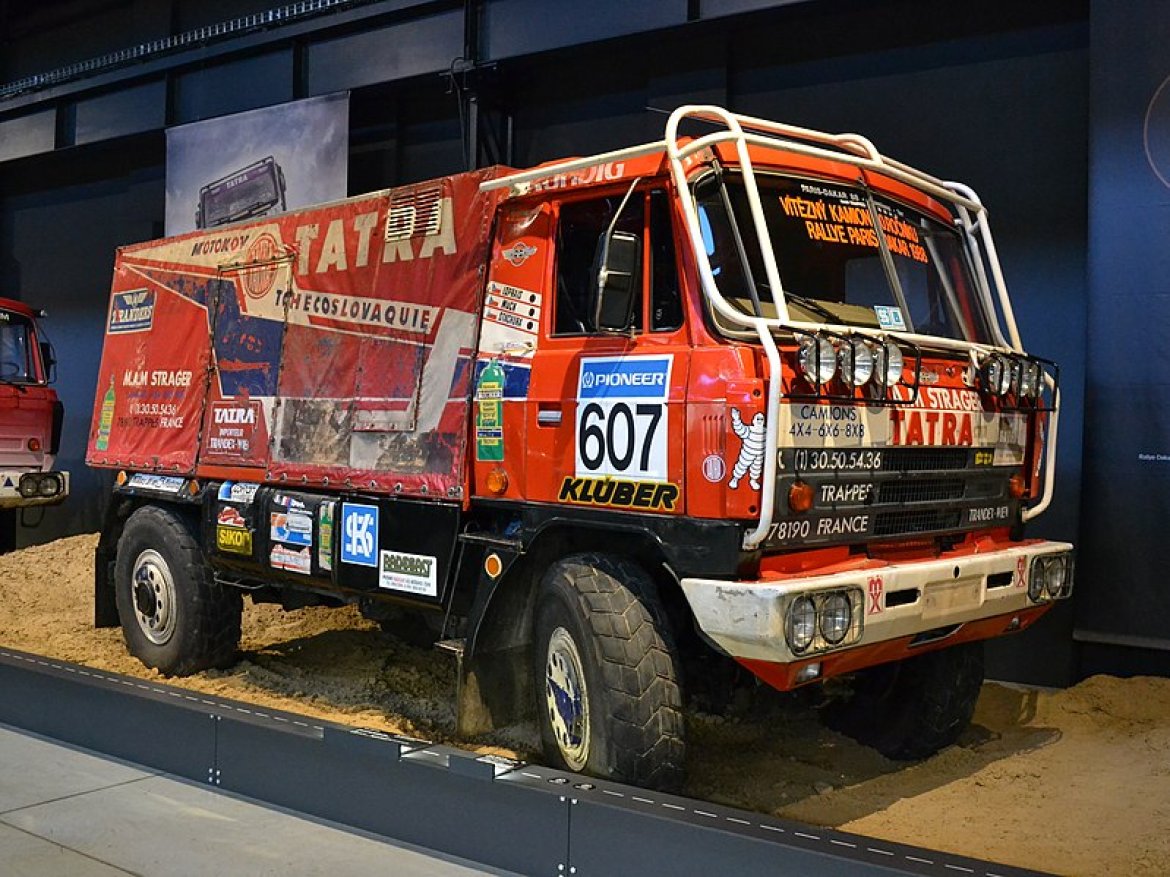 Vítězná čtyřkolka z Rallye Paříž-Dakar 1988 v Muzeu nákladních automobilů Tatra v Kopřivnici.